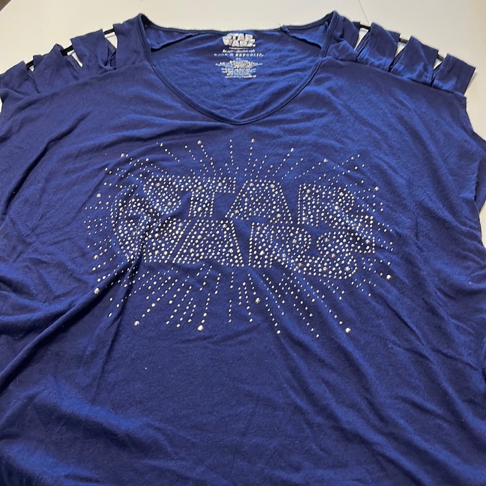 Star Wars Top blue very comfy stretchable